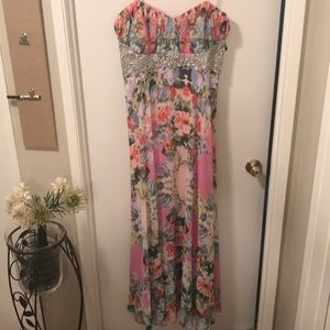 NWT. Size 18 spaghetti strap full length dress.